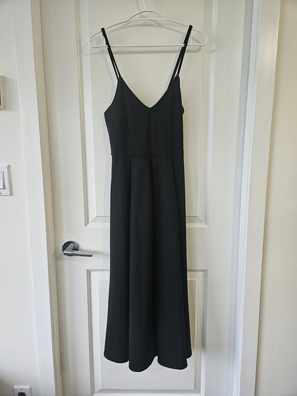 Kimchi Blue Urban Outfitters Classic Black Spaghetti-Strap Midi Dress Size Small